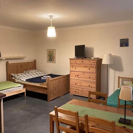 Comfortable 2-Room Apartment, ポビエロボ エクステリア 写真