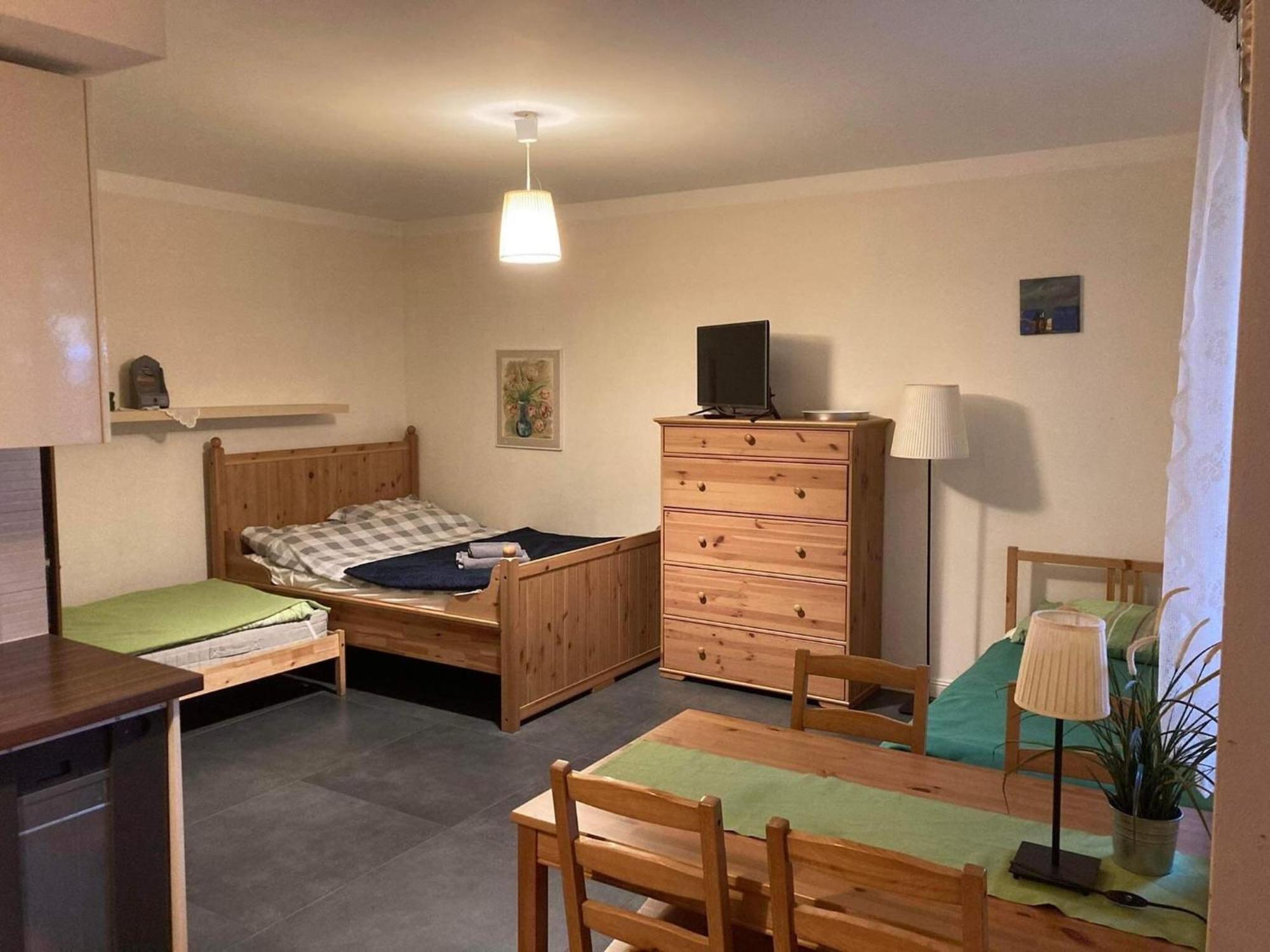 Comfortable 2-Room Apartment, ポビエロボ エクステリア 写真